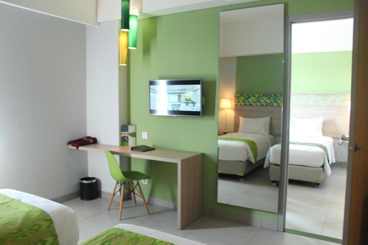 Khas Makassar Hotel Екстер'єр фото