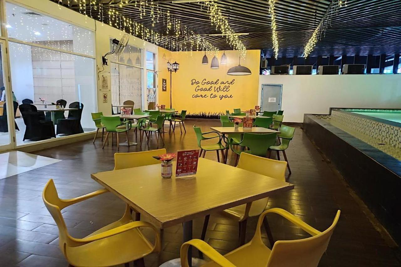 Khas Makassar Hotel Екстер'єр фото